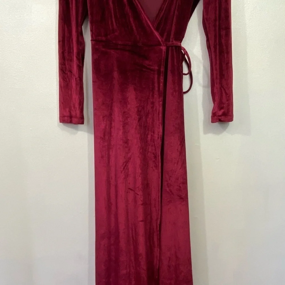 Baltic Born Meghan True Wrap Dress Velvet Maxi Sz L NWT Formal Event Wedding - Picture 2 of 9